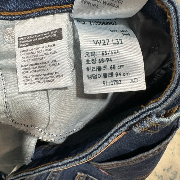 Levi’s Superlow Bootcut Jeans - Picture 8 of 8